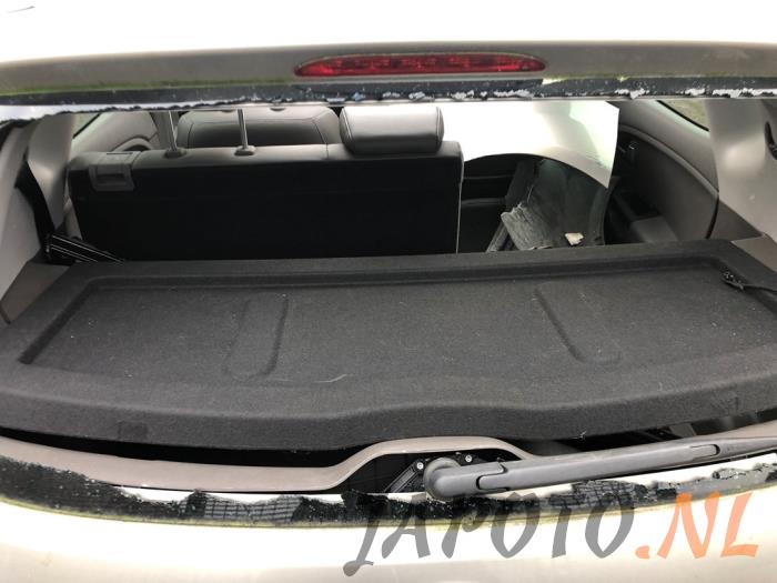 Kia Venga 1.4 CVVT 16V Sloopvoertuig (2014, Metallic, Grijs)