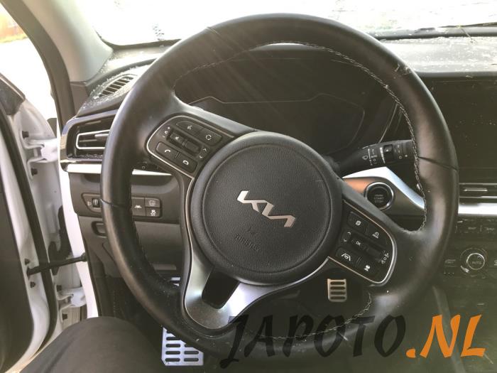 Kia Niro I 1.6 GDI Hybrid Sloopvoertuig (2021, Wit)