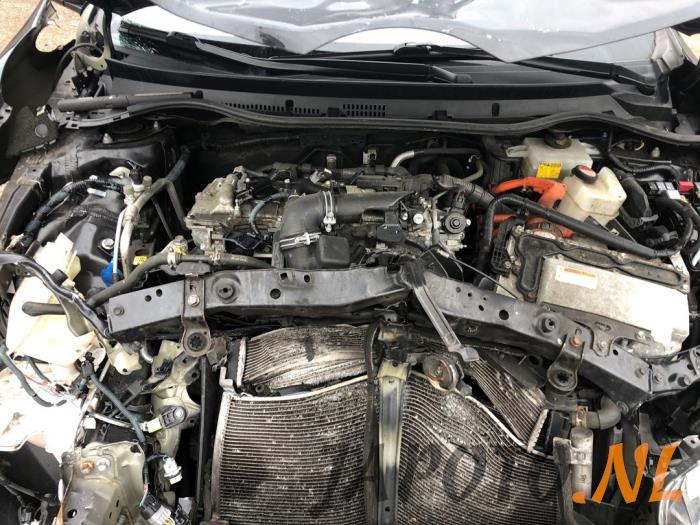 Toyota Auris Touring Sports 1.8 16V Hybrid Sloopvoertuig (2015, Zwart)