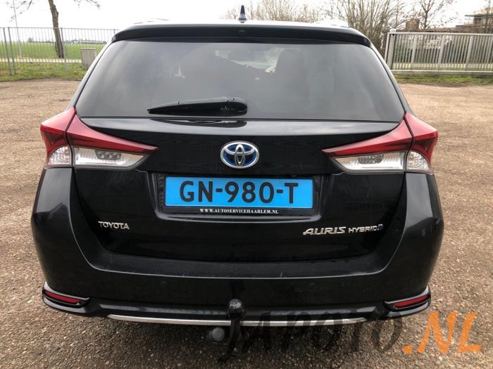 Toyota Auris Touring Sports 1.8 16V Hybrid Sloopvoertuig (2015, Zwart)