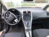Toyota Auris 1.8 16V HSD Full Hybrid Sloopvoertuig (2011, Zwart)