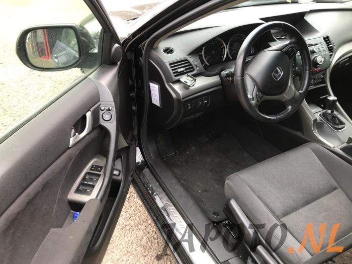 Honda Accord Tourer 2.0 i-VTEC 16V Sloopvoertuig (2009, Zwart)