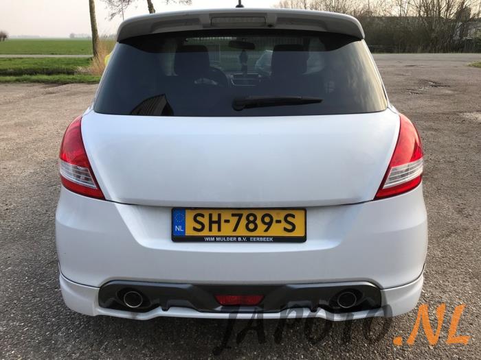 Suzuki Swift 1.6 Sport VVT 16V Sloopvoertuig (2015, Wit)