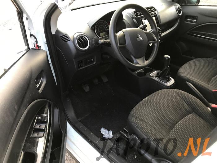 Mitsubishi Space Star 1.2 12V Sloopvoertuig (2015, Wit)