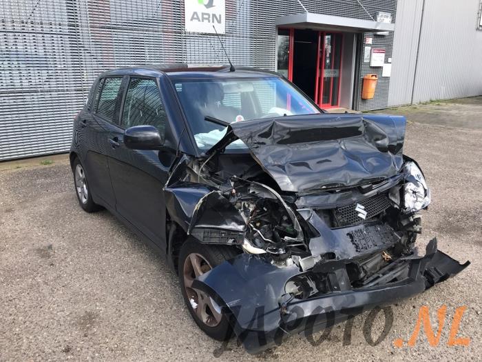 Suzuki Swift 1.3 VVT 16V Sloopvoertuig (2007, Zwart)