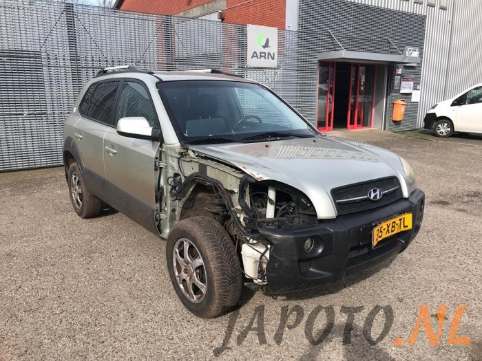 Hyundai Tucson 2.0 16V CVVT 4x2 Sloopvoertuig (2007, Grijs)