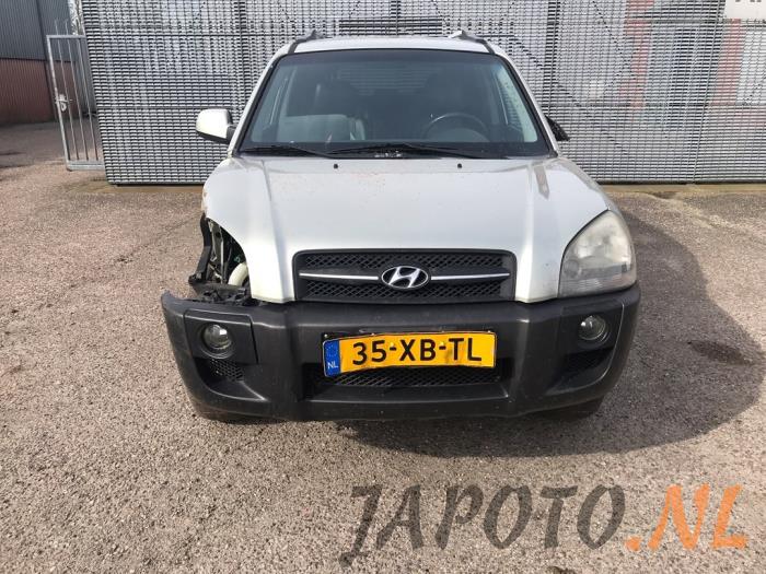 Hyundai Tucson 2.0 16V CVVT 4x2 Sloopvoertuig (2007, Grijs)