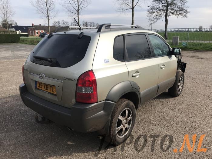 Hyundai Tucson 2.0 16V CVVT 4x2 Sloopvoertuig (2007, Grijs)