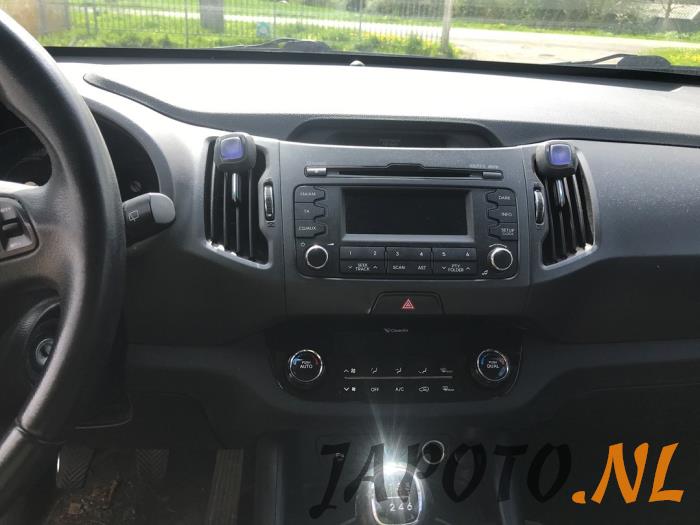 Kia Sportage 1.6 GDI 16V 4x2 Sloopvoertuig (2012, Grijs)