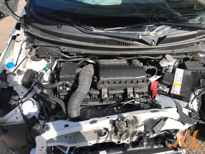 Suzuki Ignis 1.2 Dual Jet 16V Smart Hybrid Sloopvoertuig (2021, Wit)