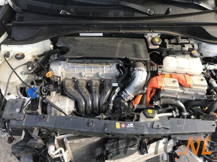 Kia Niro I 1.6 GDI PHEV Sloopvoertuig (2018, Wit)