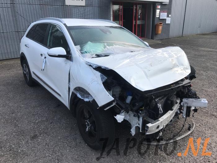 Kia Niro I 1.6 GDI PHEV Sloopvoertuig (2018, Wit)