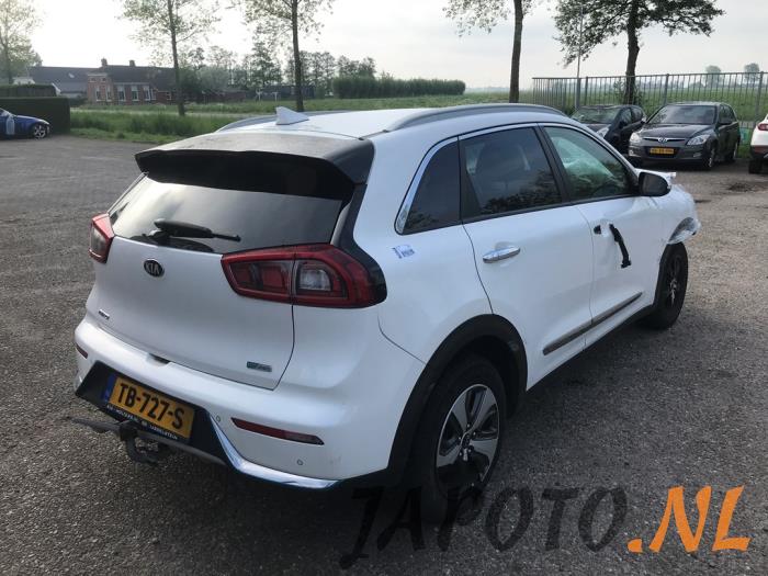Kia Niro I 1.6 GDI PHEV Sloopvoertuig (2018, Wit)
