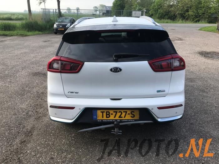 Kia Niro I 1.6 GDI PHEV Sloopvoertuig (2018, Wit)