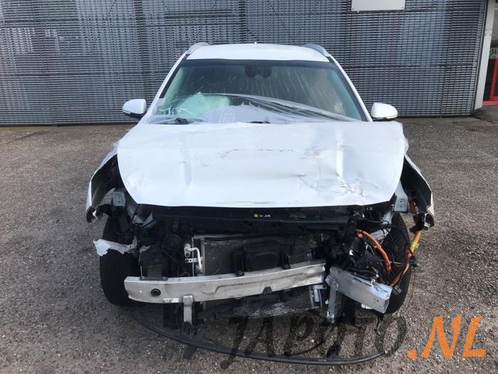 Kia Niro I 1.6 GDI PHEV Sloopvoertuig (2018, Wit)