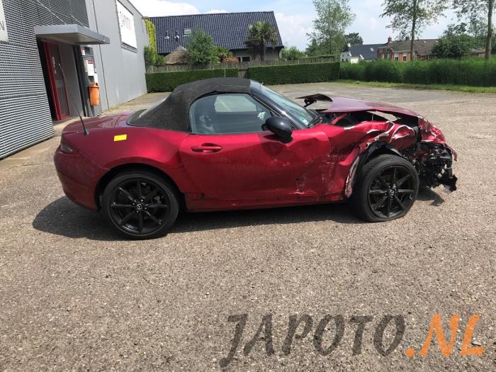 Mazda MX-5 RF 2.0 SkyActiv G-184 16V Sloopvoertuig (2018, Metallic, Rood)