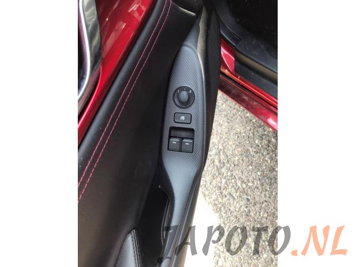 Mazda MX-5 RF 2.0 SkyActiv G-184 16V Sloopvoertuig (2018, Metallic, Rood)