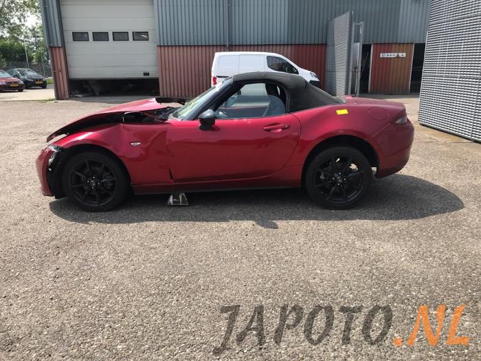 Mazda MX-5 RF 2.0 SkyActiv G-184 16V Sloopvoertuig (2018, Metallic, Rood)