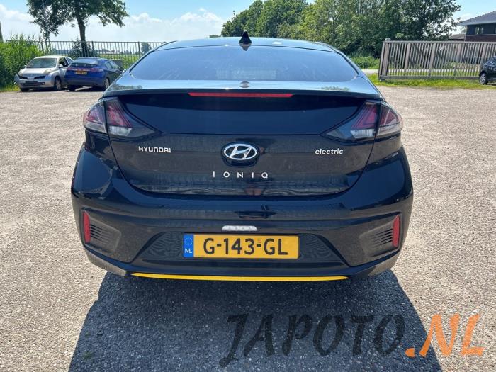 Hyundai Ioniq EV 38 kWh Sloopvoertuig (2019, Zwart)