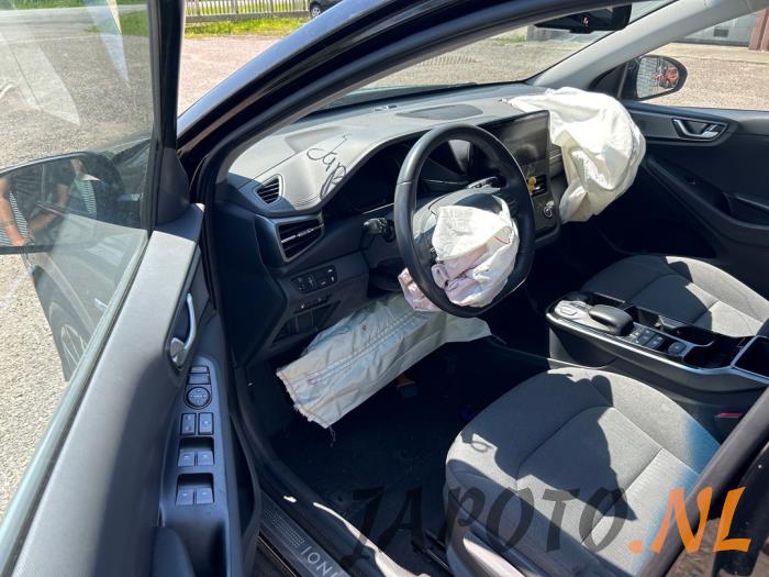 Hyundai Ioniq EV 38 kWh Sloopvoertuig (2019, Zwart)