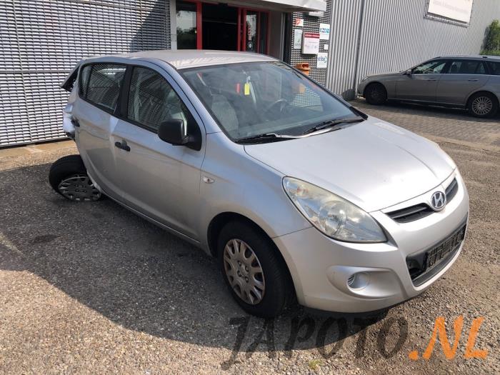 Hyundai i20 1.2i 16V Sloopvoertuig (2011, Grijs)