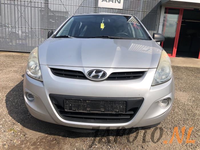 Hyundai i20 1.2i 16V Sloopvoertuig (2011, Grijs)