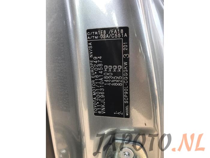 Toyota Yaris II 1.3 16V VVT-i Sloopvoertuig (2007, Grijs)