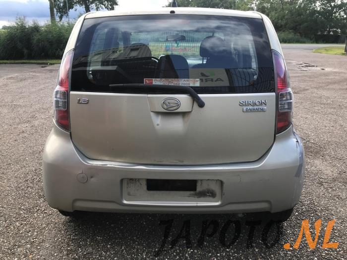 Daihatsu Sirion 2 1.3 16V DVVT Sloopvoertuig (2005, Beige)
