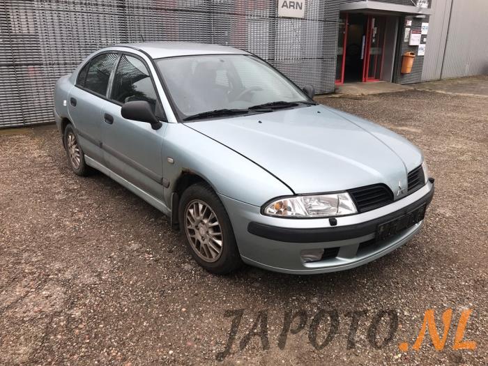Mitsubishi Carisma 1.6i 16V Sloopvoertuig (2003, Grijs)