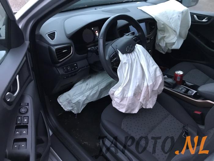 Hyundai Ioniq EV Sloopvoertuig (2018, Grijs)