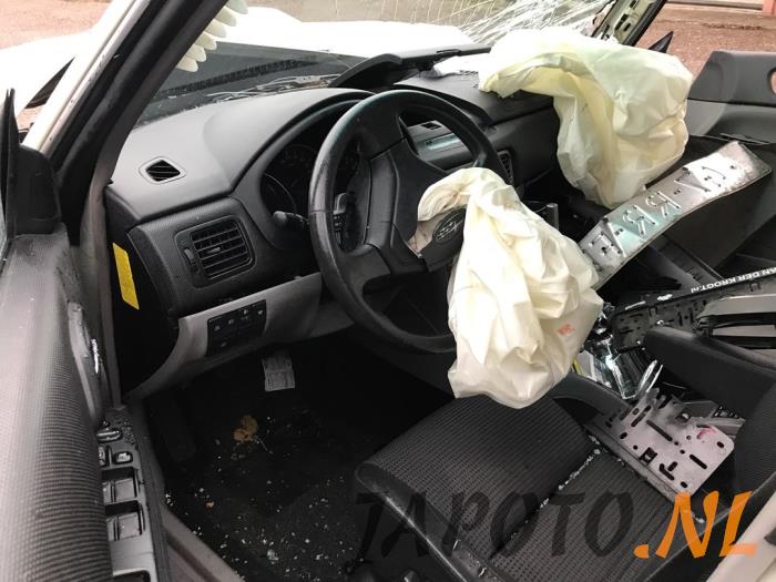 Subaru Forester 2.0 16V XT Sloopvoertuig (2005, Geel)