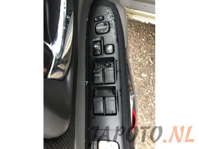 Subaru Forester 2.0 16V XT Sloopvoertuig (2005, Geel)