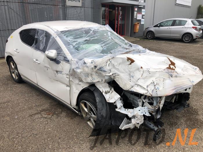 Mazda 3 Sport 2.0 SkyActiv-X M Hybrid 16V Sloopvoertuig (2020, Wit)