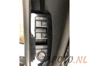 Mazda 3 Sport 2.0 SkyActiv-X M Hybrid 16V Sloopvoertuig (2020, Wit)