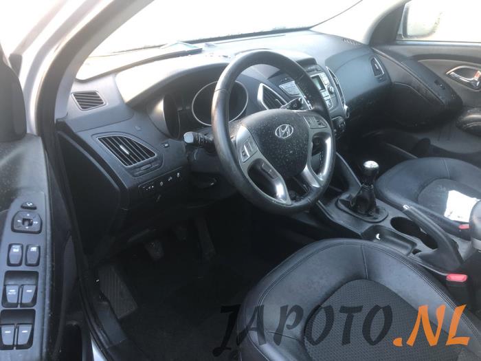 Hyundai iX35 2.0 16V Sloopvoertuig (2011, Grijs)