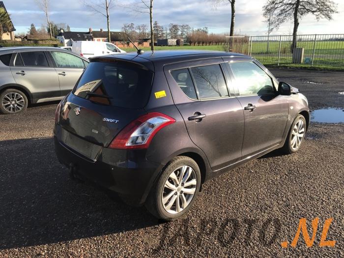Suzuki Swift 1.2 16_ Sloopvoertuig (2014, Zwart)