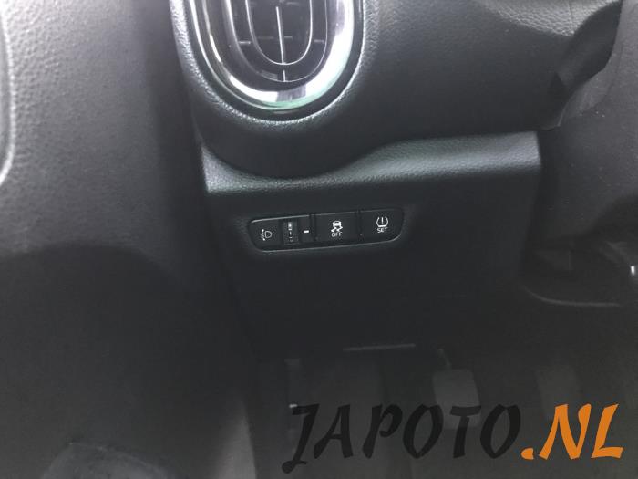 Kia Picanto 1.0 12V Sloopvoertuig (2019, Grijs)