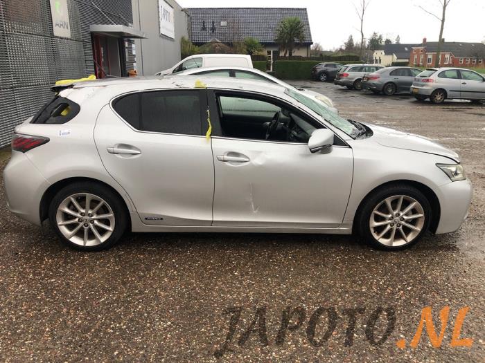 Lexus CT 200h 1.8 16V Sloopvoertuig (2011, Grijs)