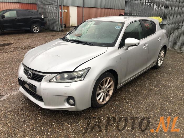 Lexus CT 200h 1.8 16V Sloopvoertuig (2011, Grijs)