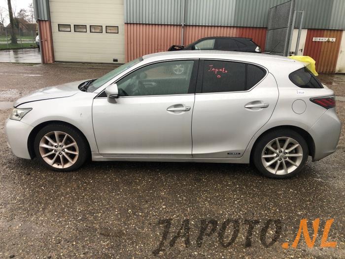 Lexus CT 200h 1.8 16V Sloopvoertuig (2011, Grijs)