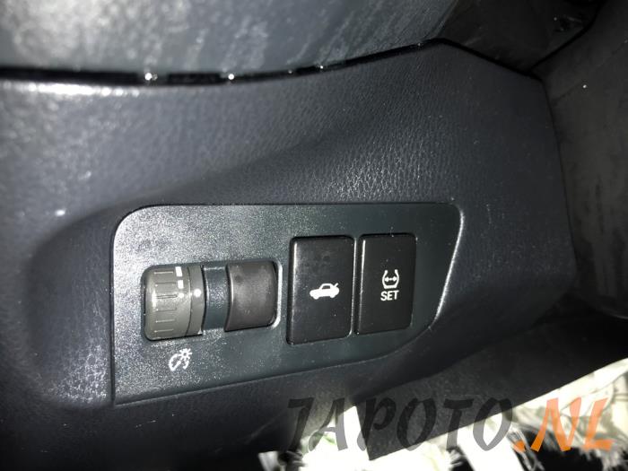 Toyota GT 86 2.0 16V Sloopvoertuig (2017, Donker, Metallic, Grijs)