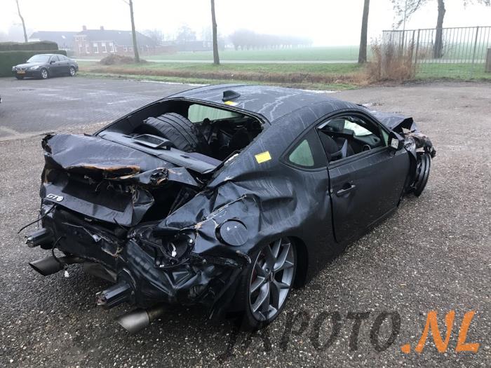 Toyota GT 86 2.0 16V Sloopvoertuig (2017, Donker, Metallic, Grijs)