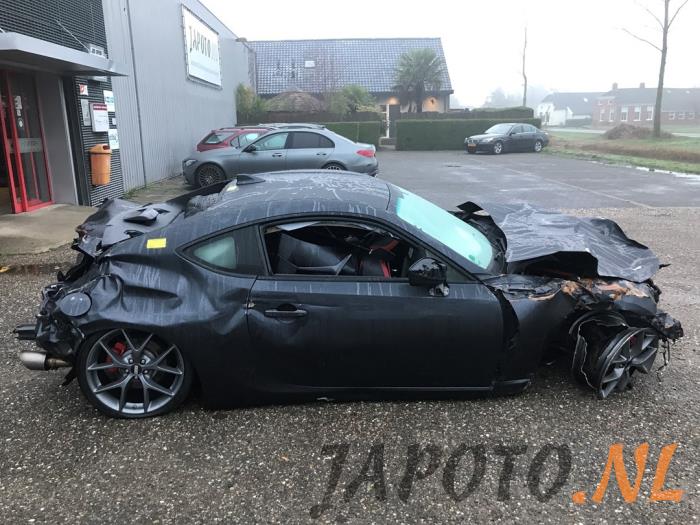 Toyota GT 86 2.0 16V Sloopvoertuig (2017, Donker, Metallic, Grijs)