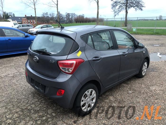 Hyundai i10 1.0 Bi-Fuel Sloopvoertuig (2016, Grijs)