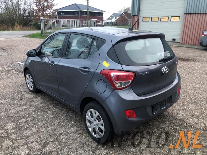 Hyundai i10 1.0 Bi-Fuel Sloopvoertuig (2016, Grijs)