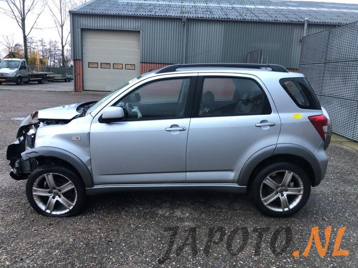 Daihatsu Terios 1.5 16V DVVT 4x4 Euro 4 Sloopvoertuig (2007, Grijs)
