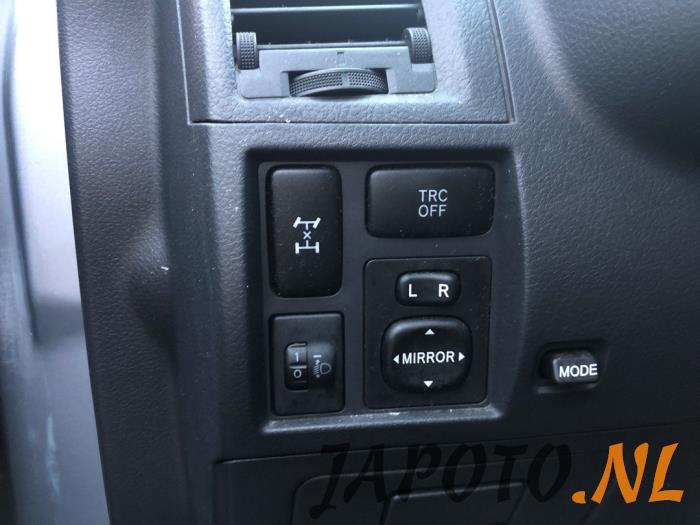 Daihatsu Terios 1.5 16V DVVT 4x4 Euro 4 Sloopvoertuig (2007, Grijs)