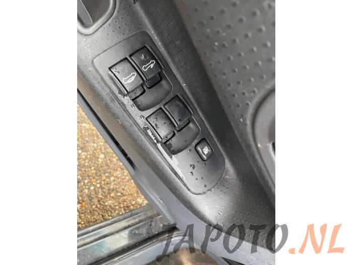 Mitsubishi Colt CZC 1.5 16V Sloopvoertuig (2009, Zwart)