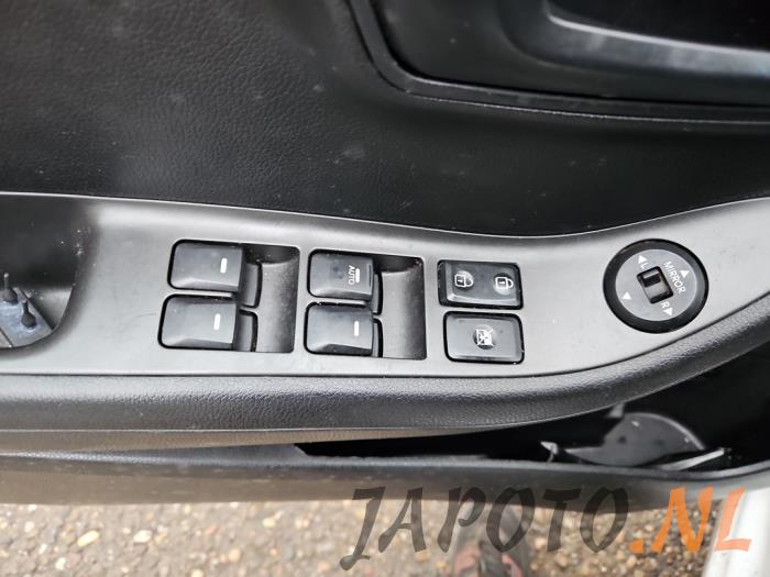 Kia Picanto 1.0 12V Sloopvoertuig (2012, Wit)