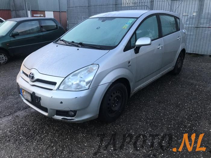 Toyota Corolla Verso 1.6 16V VVT-i Sloopvoertuig (2004, Grijs)